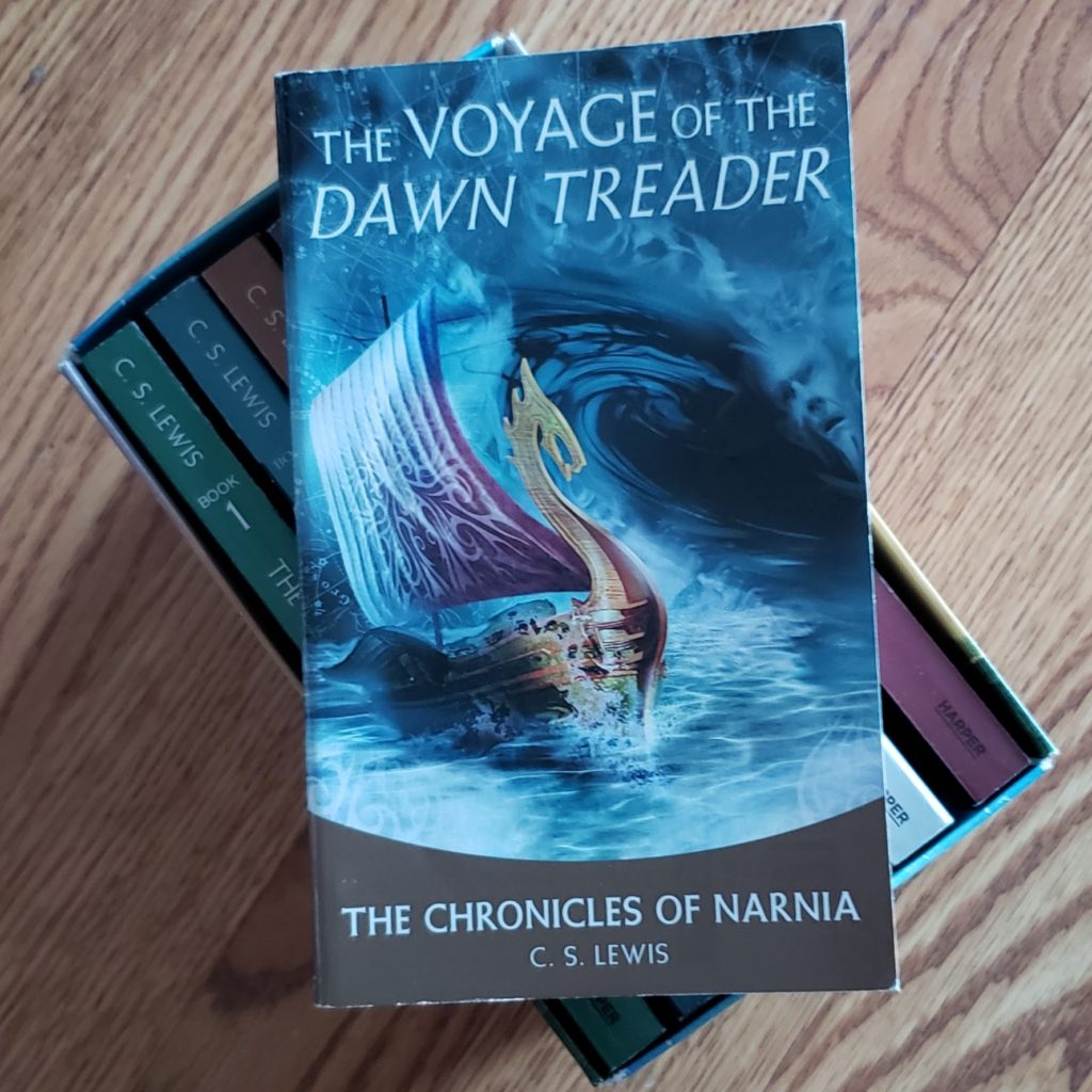 book cover voyage of the dawn treader
