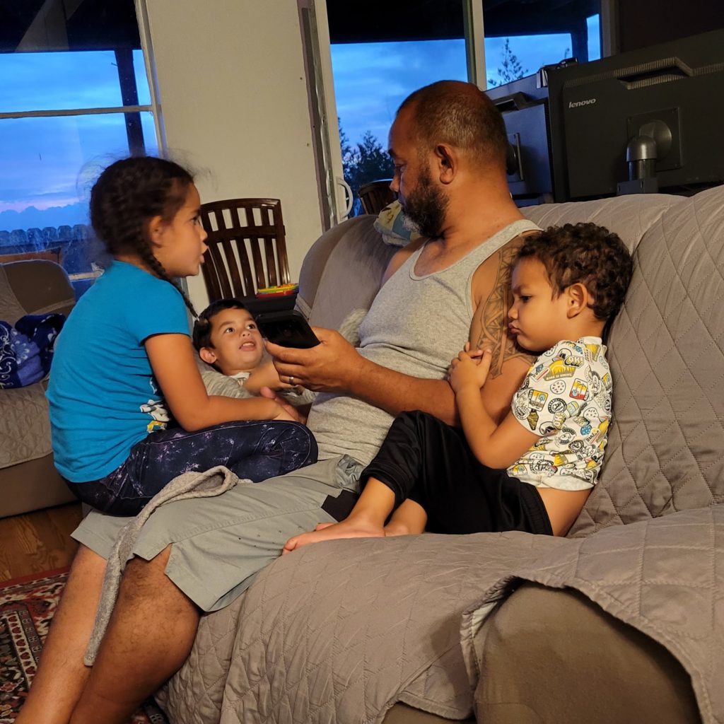 dad and three kids